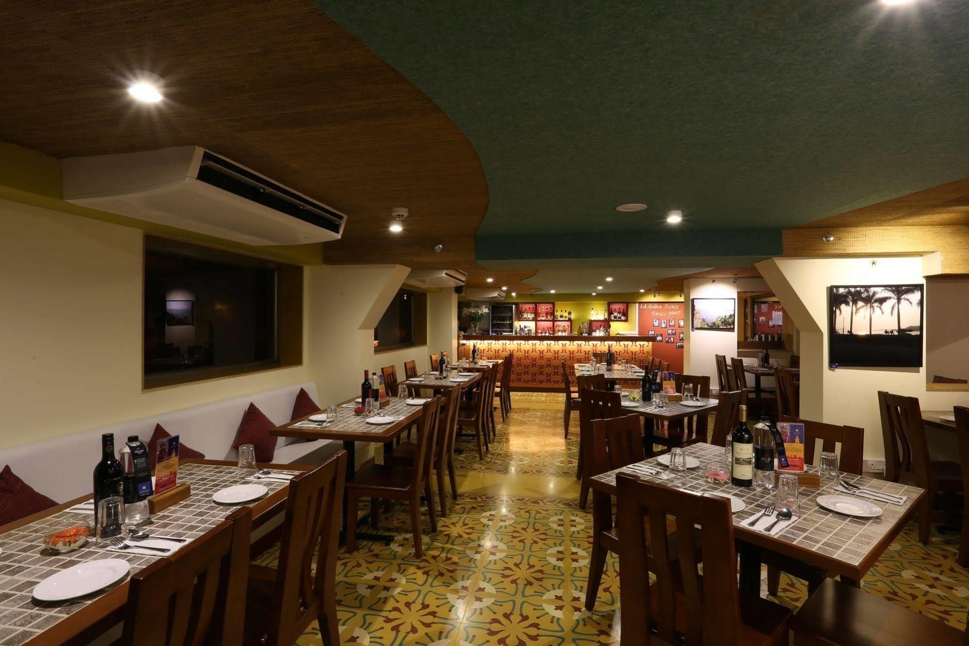 Grande Delmon Hotel Panaji Exterior photo