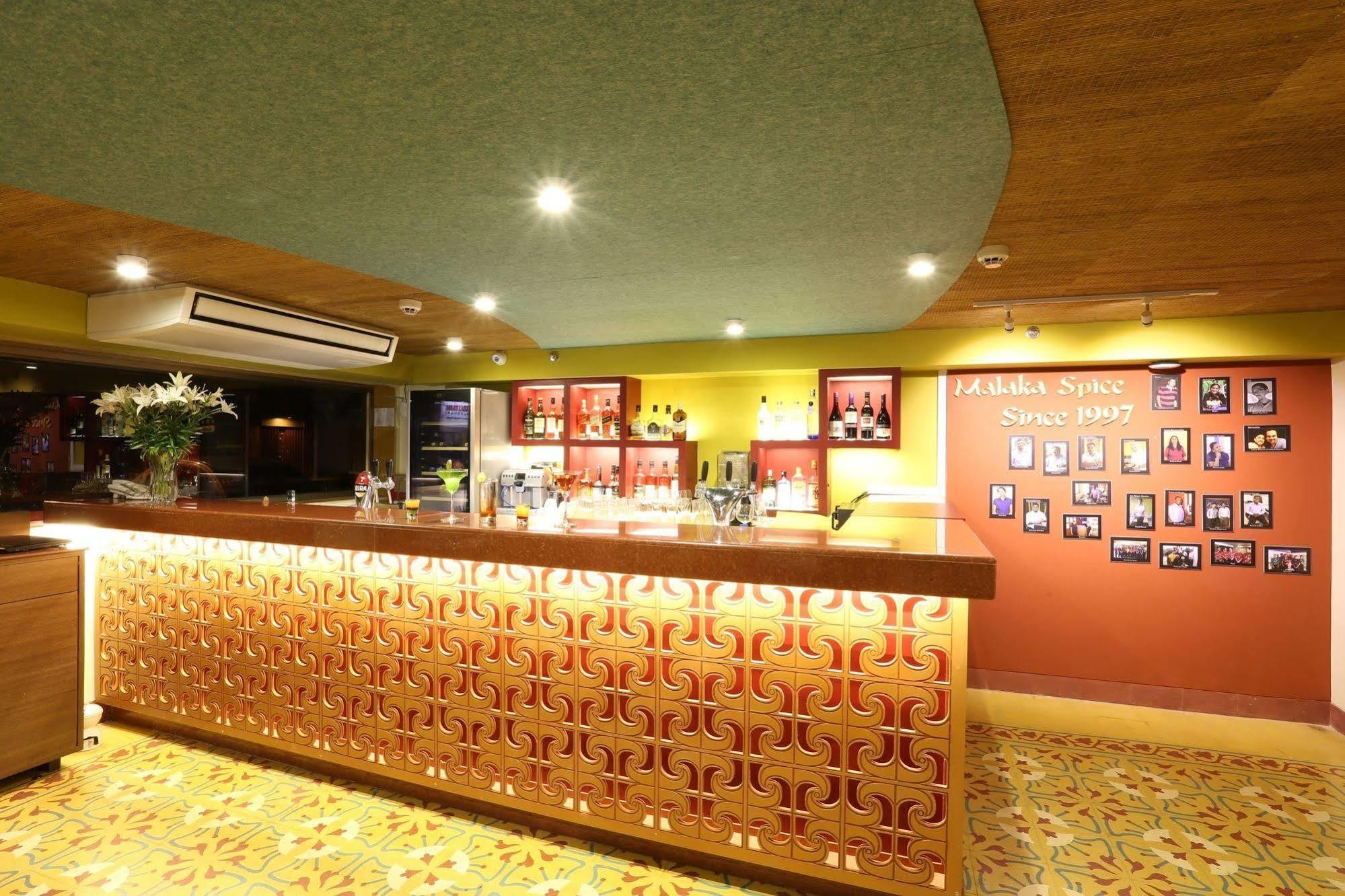 Grande Delmon Hotel Panaji Exterior photo